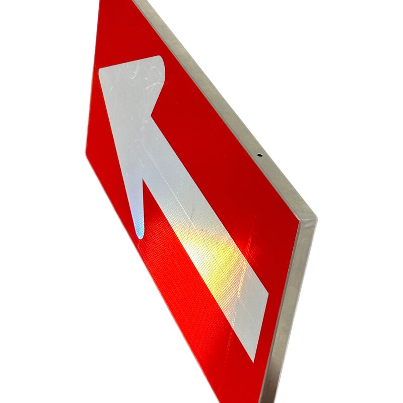 Bảng mũi tên phim phản quang 3M L400*W280*H2.0mm Tùy chỉnh cho An toàn Giao thông