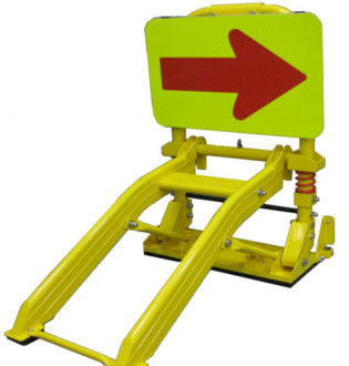 Rào chắn di động cho xe rộng 660mm có thể gập lại với sơn tĩnh điện cho khu vực thi công