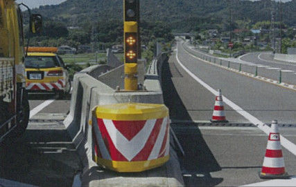 Xe phun sơn tĩnh điện Loại gắn bộ suy giảm nhiệt loại nhúng