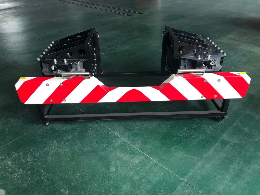 Xe tải phim phản xạ 4.0 tấn gắn bộ suy giảm cảnh báo hấp thụ lực tác động